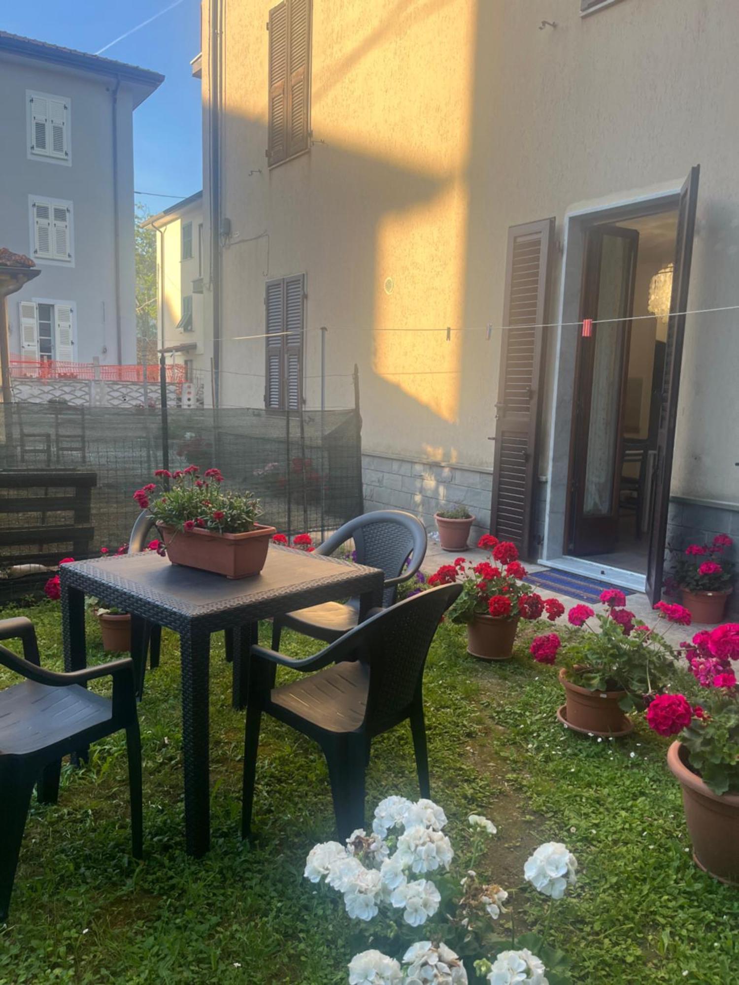 Casa Rei Lägenhet Pontremoli Exteriör bild